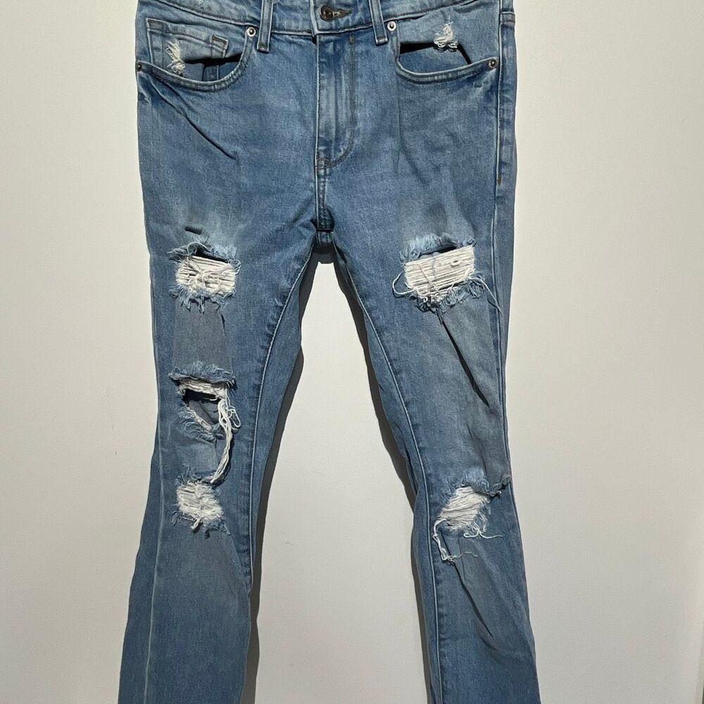Forever‎ 21 Women's Distressed Ripped Slim Fit Skinny Jeans Light Wash Size 29